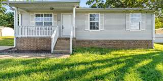 Conveniently Located 3 Bedroom House Gallery 1