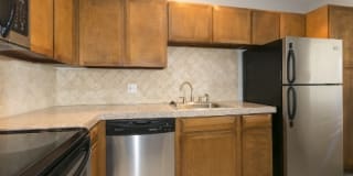 1190 Birch Apartments Gallery 10