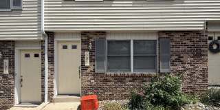 Secluded Two Bedroom Townhome Minutes from Penn State! Gallery 1