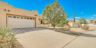 Beautiful 1-story southwestern-style home in west El Paso Gallery 8