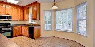 Spacious Home with 1st Floor Master! Spacious Home with 1st Floor Master! Gallery 9