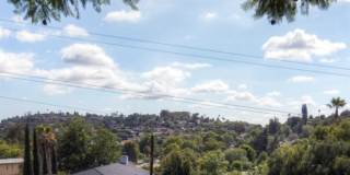 Lovley 3 bedroom 1 bath House, Fantastic views! Front and backyard Gallery 4