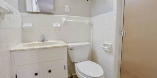 Pet Friendly Three Bedroom with Basement! Gallery 10