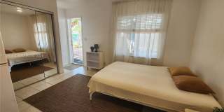 315 Walnut St Gallery 12