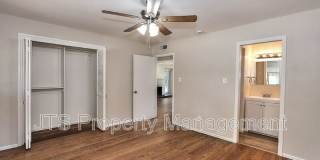 6565 S. Land Park Drive Gallery 35