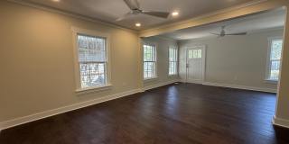 212 Goshen Gallery 7