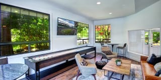 Woodlake Apartments Gallery 30