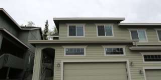 4 Bedroom Eagle River Home! Gallery 1