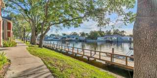 Remodeled 2/2 Waterfront Condo Gallery 26