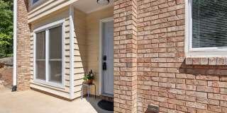 Close to UNC Campus —  Bedrooms Available in 2 or 4 Bedroom Unit Gallery 17