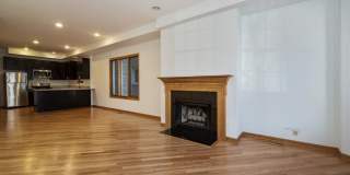 623 West Briar Place Gallery 5