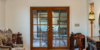 8959 E Woodland Road Gallery 39