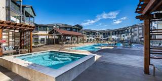 Larkspur Creekside Age 55+ Apartment Homes Gallery 25