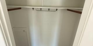 *DREAM LOCATION* 6BR Completely Renovated Duplex Gallery 48