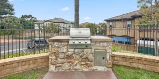 Welcoming 2B/2BA Condo with Balcony, In-Unit Laundry and Pool Access. Gallery 19