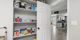 4716 W CHRISTY Drive Gallery 25