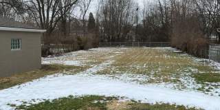 4 Bedroom with a Huge Fenced Back Yard! Gallery 28