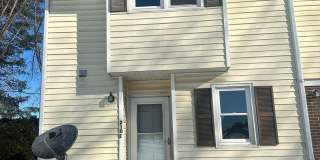 Townhouse for Rent in Broadway Gallery 1