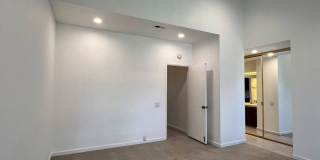 Spacious 2 Bedroom 2-1/2 Bathroom Townhome with 2-car garage in La Jolla near UCSD Gallery 26