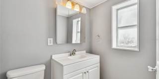 7721 ARBORDALE Drive Gallery 23