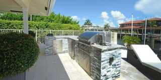 885 NE Mulberry Drive Gallery 21