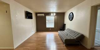 507 W Estes Ave unit: 7 Gallery 3