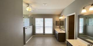 1303 BLUFF FOREST Gallery 40