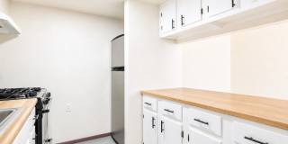 1005 North Center Avenue - Unit A Gallery 4