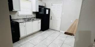 3433 Hollywood Street (3 Bed/1 Bath) Gallery 13