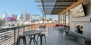 Eleven10 at Farmers Market Apartments Gallery 23