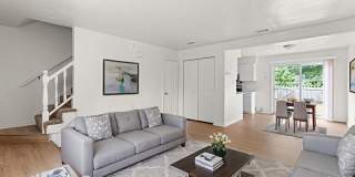 Greenbrier Living Near Shopping, Dining & Major Chesapeake Conveniences at this COMPLETELY REHABBED 2BR, 1.5BA Townhouse! Gallery 7