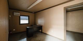 1905 E 7th St Gallery 9