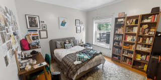 Large 3-bed/1-bath Apartment in the Heart of Rogers Park! Gallery 14