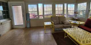 Room in 4 Bedroom Home at Edith Ave Gallery 16