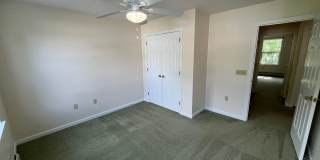 Spacious  South Burlington Townhouse for Rent - Available 7/1 Gallery 12