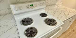 18524 TM JD GISZ LLC Gallery 21