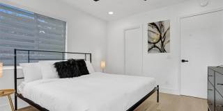 725 Harrison St Gallery 30
