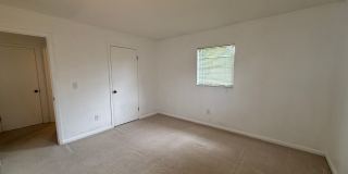 Charming 2 bedroom 1.5 bathroom home Gallery 16