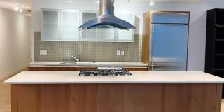 1244 Square foot, luxury condo in Lakeshore East, Chicago Gallery 9