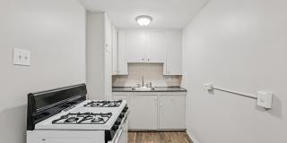 South Josephine Apartments Gallery 14