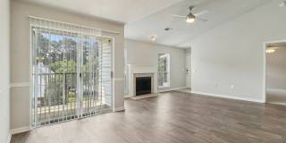 Varia at Oakcrest Gallery 1