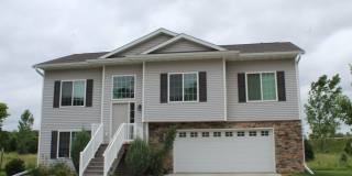 4 Bedroom, 3 bath close to University 4 Bedroom, 3 bath close to University Gallery 1