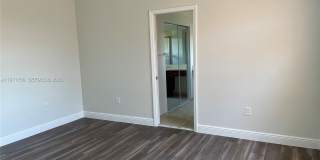 2041 SE 15th St Gallery 8