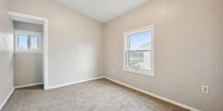 Charming 3 Bedroom Home in Loraine Gallery 13