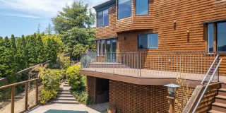 4BR/2.5BA 3,274sqft! STUNNING GG VIEWS!!! Yard! Spa! 4 Car Parking! Pet! PROGRESSIVE Gallery 3