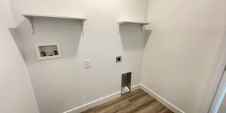 Modern 4 Bedroom Townhome in Cedar City. Pet Friendly! Gallery 13