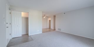 The Greenway at Carol Stream Gallery 14