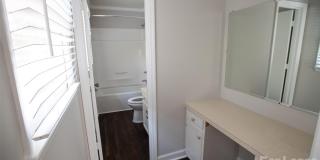 9100 Nash Avenue Gallery 15