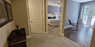 Seasonal Short-Term 2 Bedroom, 2.5 Bath Multi-Level Condo with Balcony and Patio located on Venice Island! Gallery 36