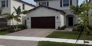 2584 Southeast 25th Court 2584 Southeast 25th Court Gallery 1